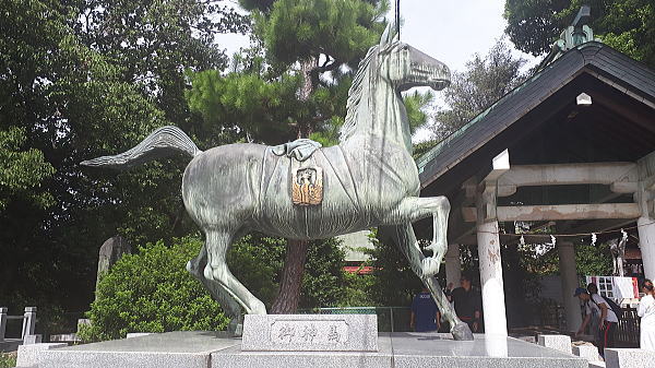 大鳥大社　御神馬